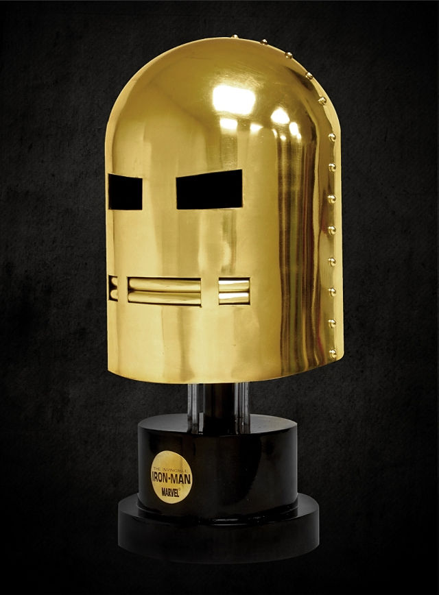 foto Marvel Iron Man Helmet Gold